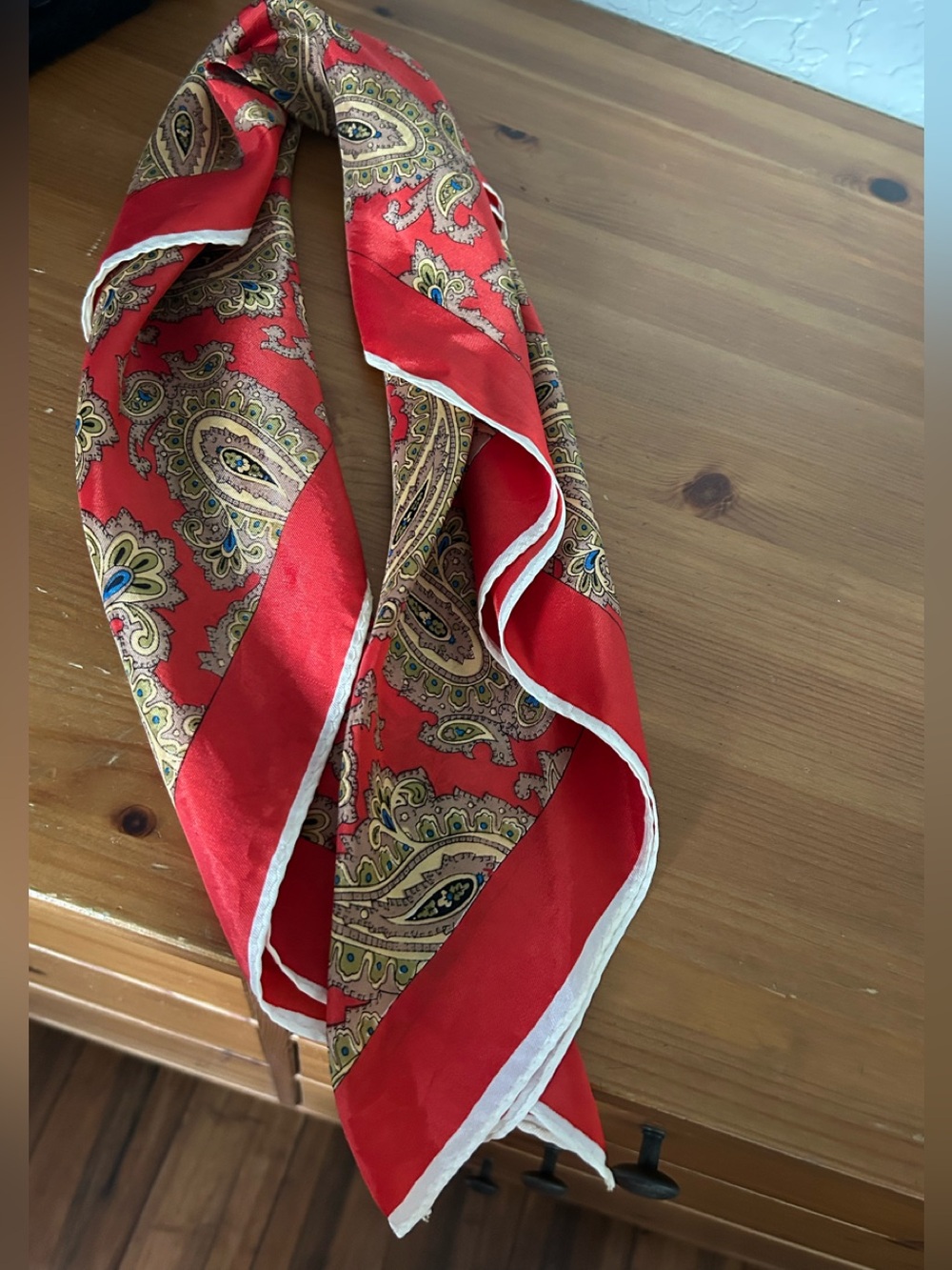 Red Vintage Paisley Silk-Feel Neck Scarf - Made in Japan